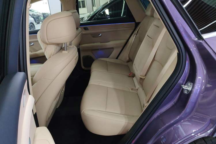 Used Hima AITO M5 2025 Extended-Range Ultra All-Wheel-Drive Version
