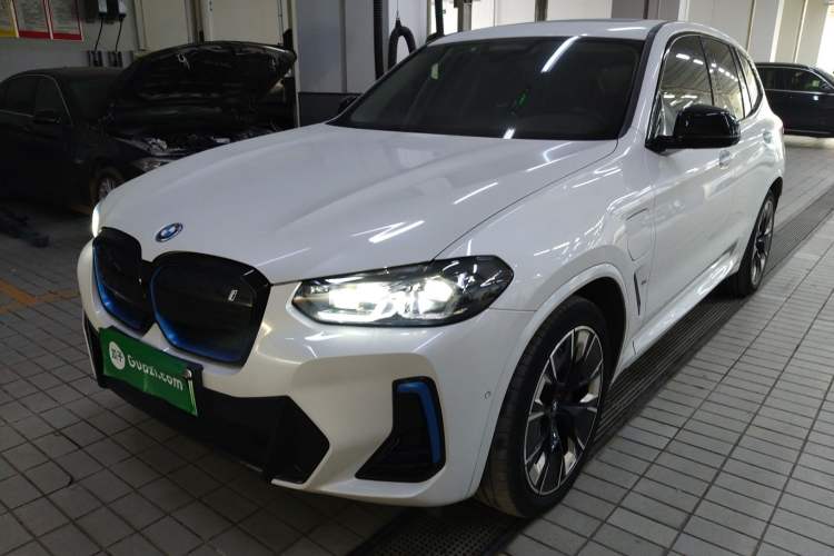 Used BMW iX3 2022 Leading Type
