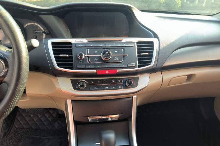 Used Honda Accord 2015 2.0L LX Comfort Edition