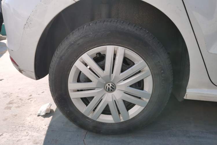 Used Volkswagen Polo 2016 1.4L Manual Fashion Model