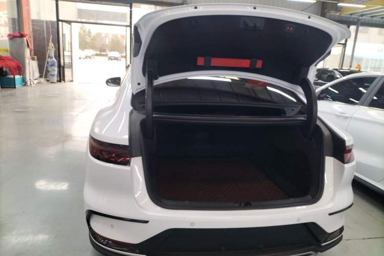 Used BYD Han 2023 EV Champion Edition 605KM Front-Drive Premium Model