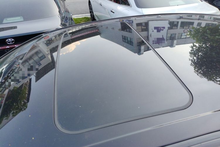 Used Toyota Avalon 2019 Dual-Engine 2.5L Luxury Edition China VI Standard
