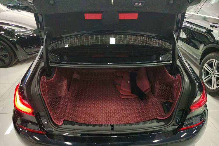 Used BMW 3 Series 2022 Updated 325Li M Sport Package
