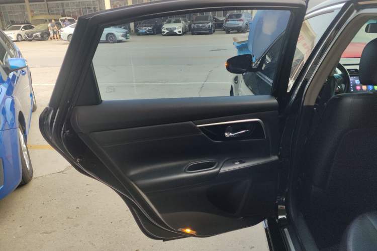 Used Nissan Teana 2016 Revised Version 2.0L XL Comfort Edition
