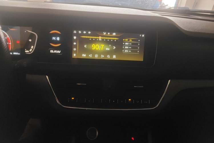 Used  Ruisheng Ace M7 2023 2.0L Automatic Long Wheelbase Business Version 9 Seats
