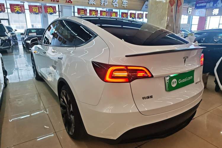 Used Tesla Model Y 2022 Performance High-Performance All-Wheel-Drive Version
