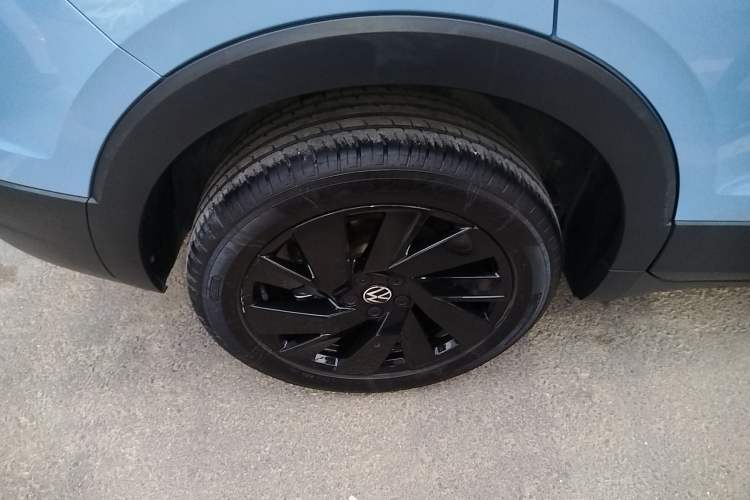 Used Volkswagen Tharu 2025 NewRui 300TSI Prestige Edition