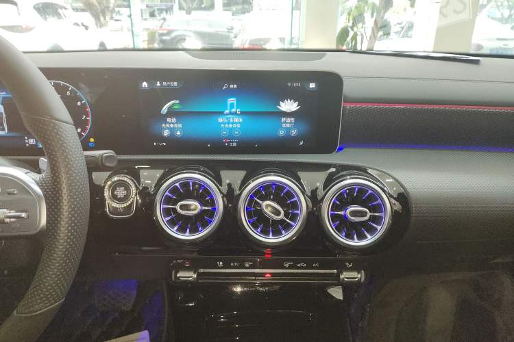 Used Mercedes-Benz A-Class 2020 Restyled A 200 L Sport Sedan Fashion Version