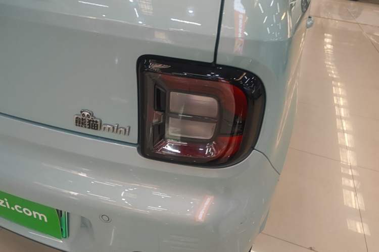 Used  Panda 2023 Panda Mini 120km Super Cute Bear
