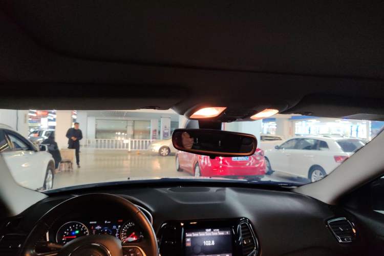 Used  Compass 2020 220T Automatic Elite Edition