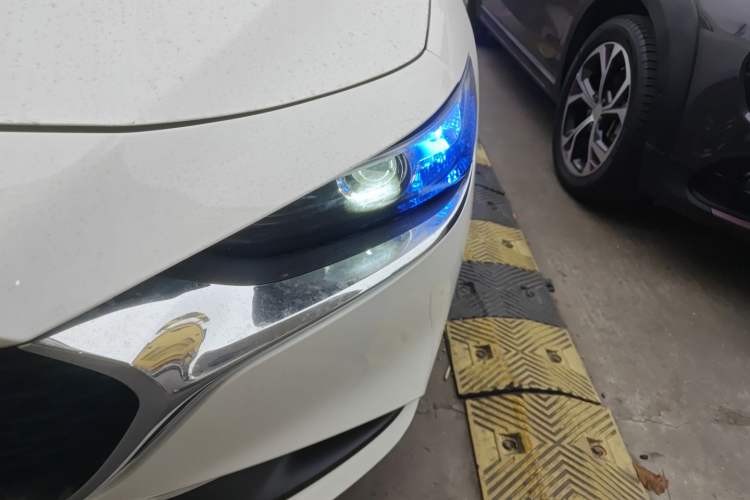 Used Mazda Mazda 3 Axela 2020 1.5L Automatic ZhiMei Edition
