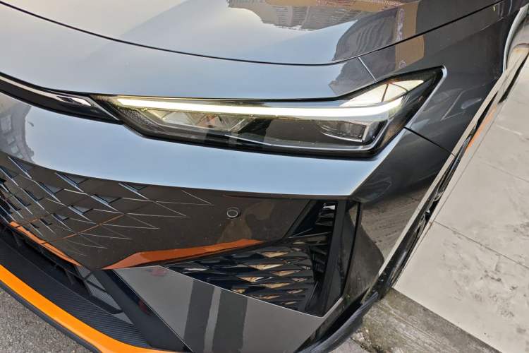 Used Changan UNI-V 2024 1.5T Prestige Sport Edition
