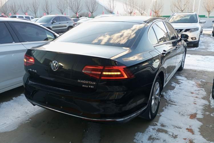 Used Volkswagen Magotan 2019 280TSI DSG Comfort Model China VI Standard
