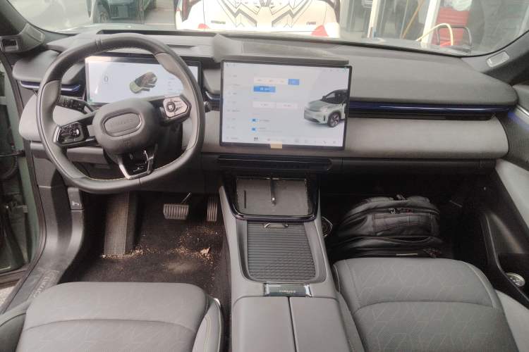 Used Lynk & Co 08 EM-P 2023 220km All-Wheel-Drive Performance Halo