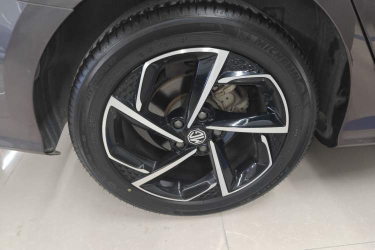 Used MG 5 2021 Revised 300TGI DCT Elegant Luxury Flagship Edition
