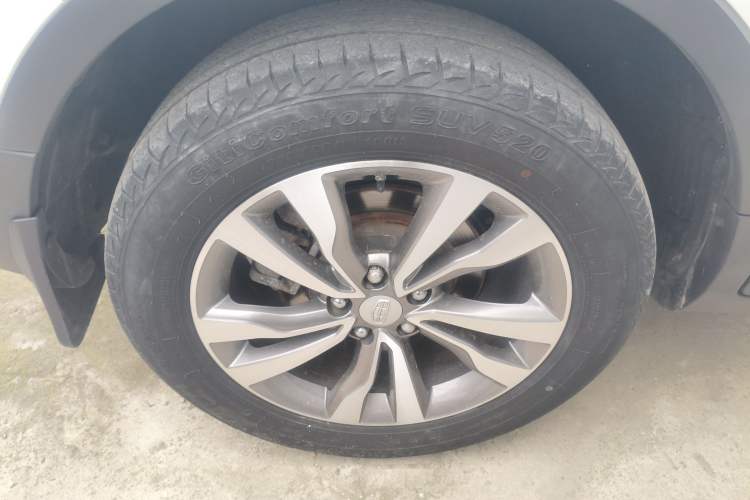 Used Geely Auto Emgrand X7 Sport 2016 1.8TD Automatic ZhiShang Model
