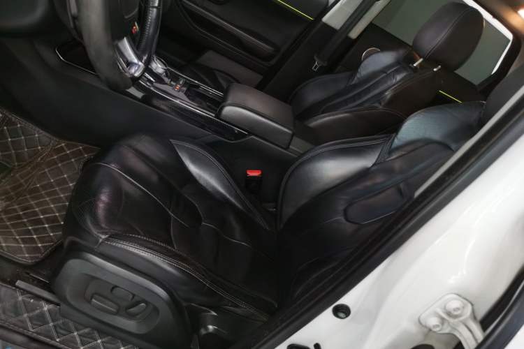 Used Land Rover Range Rover Evoque 2014 2.0T 5-Door Ignite Edition
