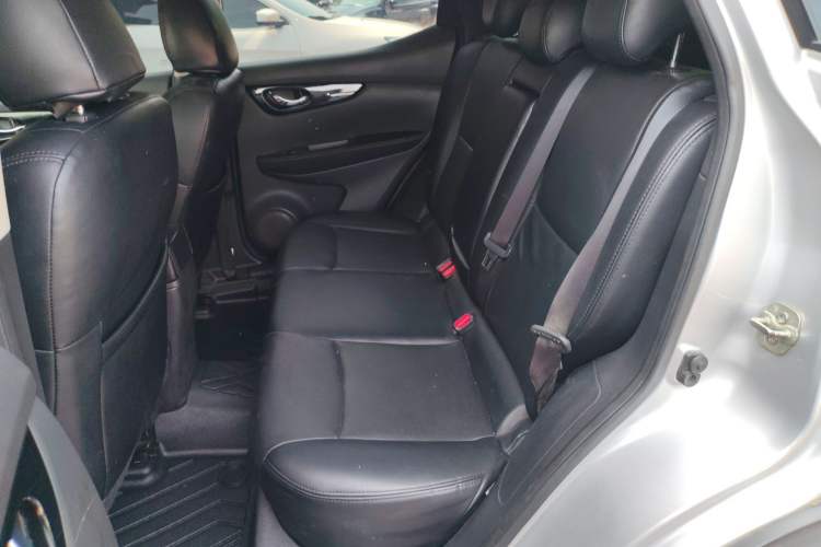 Used Nissan Qashqai 2016 2.0L CVT Elite Edition