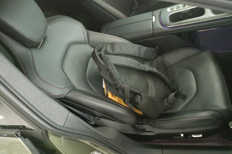 Used  SU7 2024 Rear-Drive Ultra-Long Range Advanced Pro-Level Intelligent Driving Version