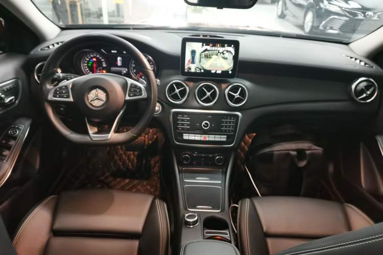 Used Mercedes-Benz GLA 2019 GLA 200 Fashion Model