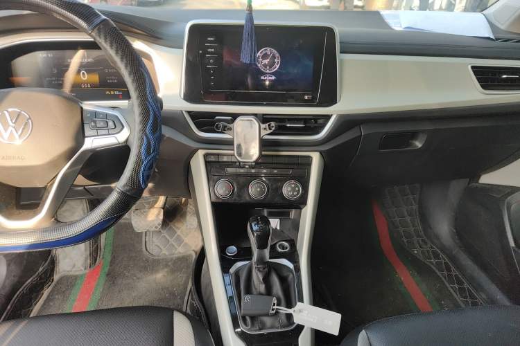 Used Volkswagen T-ROC 2023 280TSI DSG Two-Wheel Drive Time Edition