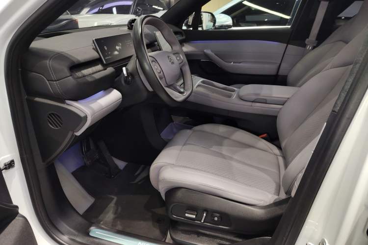 Used Nio EC6 2024 75 kWh
