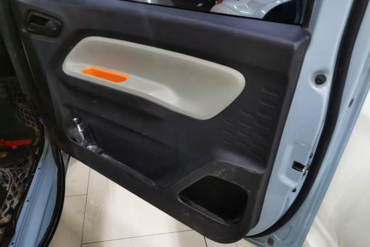 Used Wuling Hongguang MINIEV 2022 Easy Version Lithium Iron Phosphate
