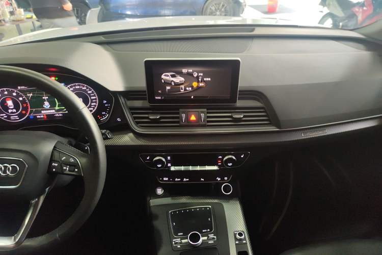 Used Audi Q5L 2018 45 TFSI Prestige Fashion Edition China V Emission Standard
