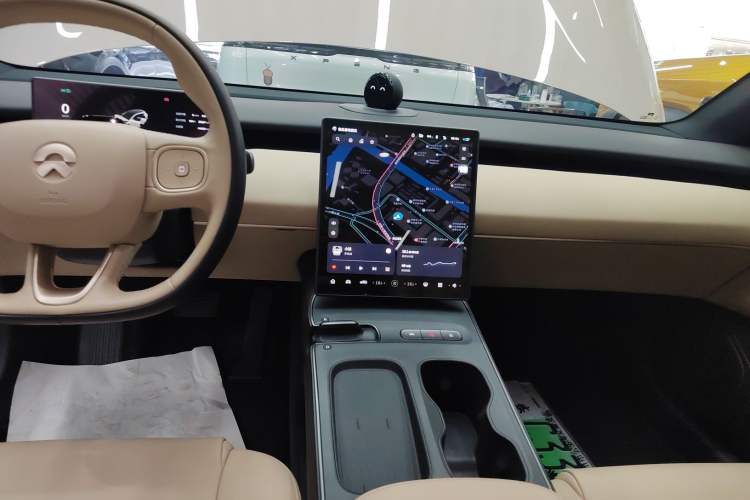 Used Nio ET5T 2023 75 kWh Touring