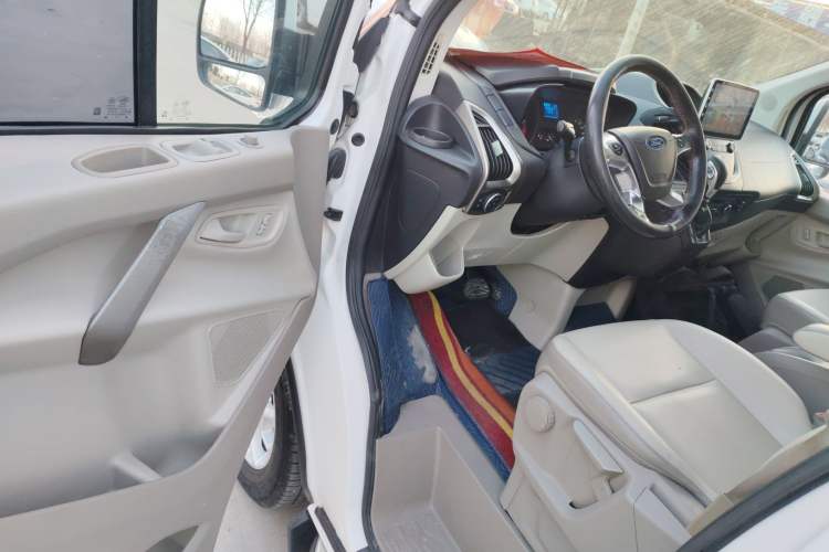 Used Ford Tourneo Custom 2017 2.0T Automatic Elite Edition
