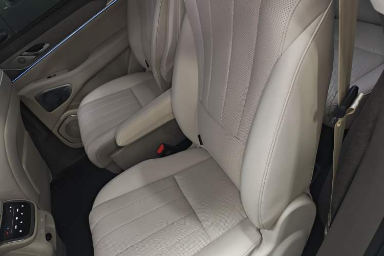 Used Wey Lanshan 2025 Four-Wheel Drive Ultra