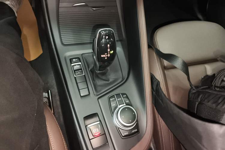 Used BMW X1 2020 sDrive25Li Leading Model
