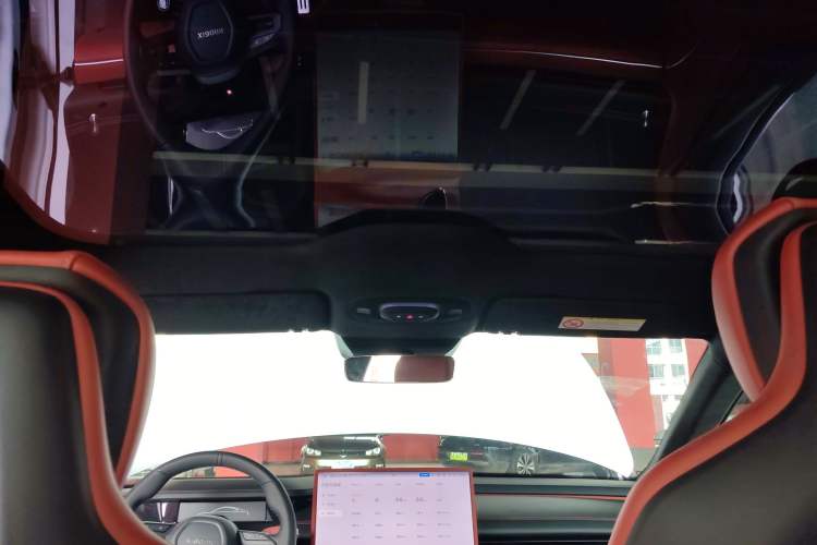 Used  SU7 2024 Four-Wheel Drive Ultra-Long Range Advanced Intelligent Driving Max Edition
