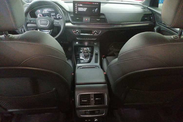 Used Audi Q5L Sportback 2022 Updated 40 TFSI Luxury Edition
