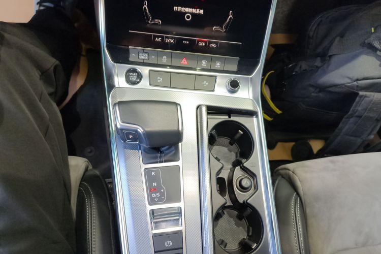 Used Audi A6L 2022 40 TFSI Luxury Dynamic Model
