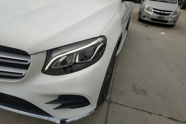 Used Mercedes-Benz GLC 2019 GLC 260 L 4MATIC Dynamic Model