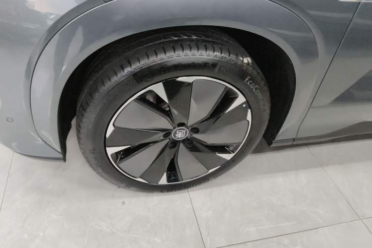 Used BYD Tang L 2025 DM 175KM Drone Player Edition
