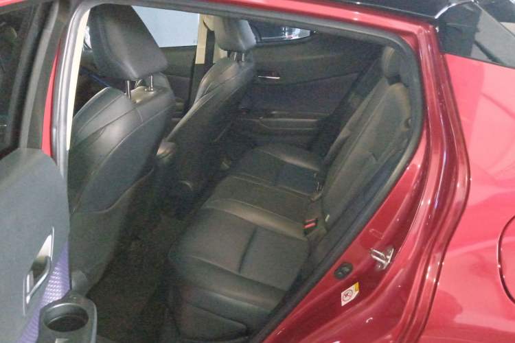 Used Toyota C-HR 2020 2.0L Leading Edition
