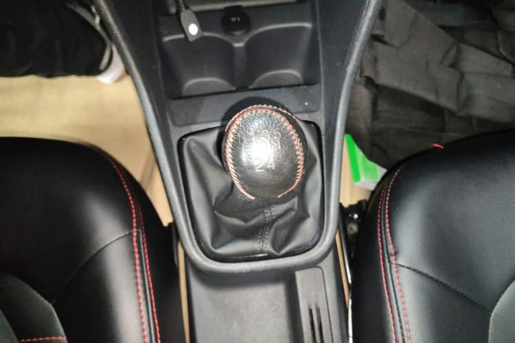 Used Volkswagen Santana 2015 1.4L Manual Fashion Edition