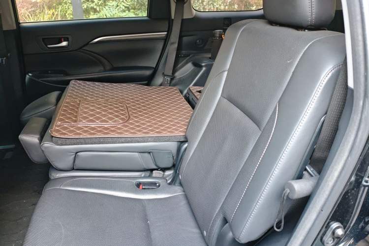 Used Toyota Highlander 2018 2.0T Four-Wheel Drive Ultimate Edition 7-Seater Emission Standard China V