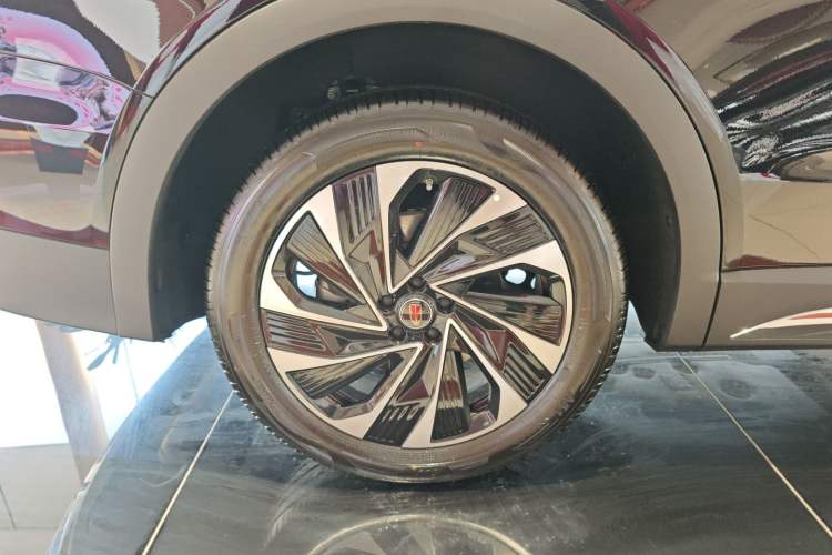 Used Hongqi HS7 PHEV 
