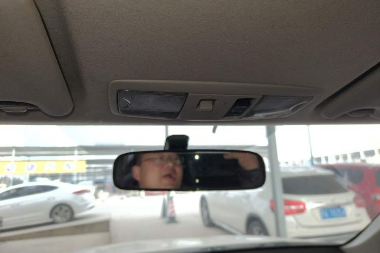 Used Mitsubishi Outlander 2014 2.4L 4x4 Deluxe Value Edition 5 Seats
