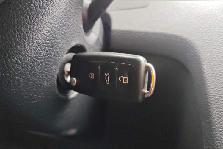 Used Volkswagen Santana 2016 1.4L Manual Fashion Edition