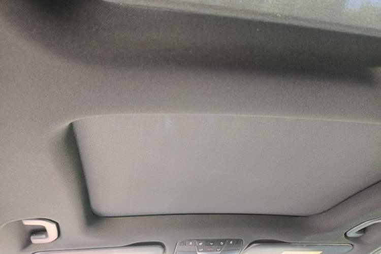 Used Mercedes-Benz GLC 2017 GLC 260 4MATIC Luxury Model
