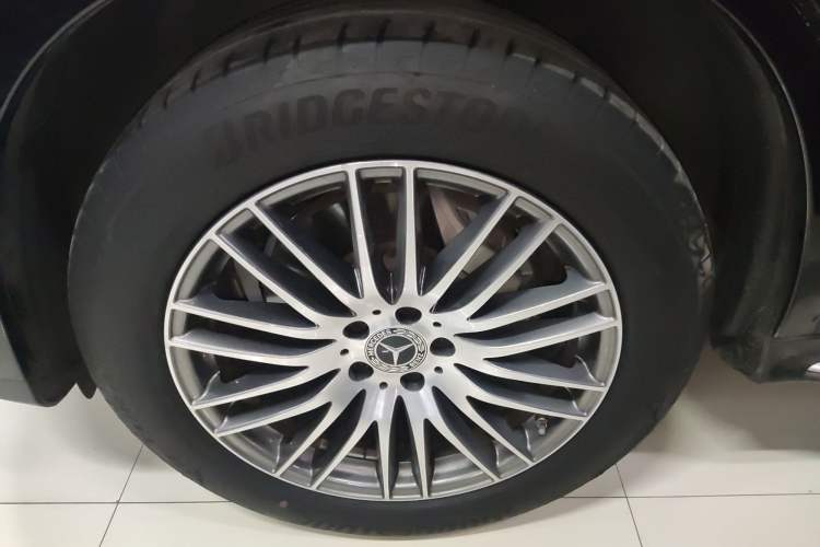 Used Mercedes-Benz GLC 2024 GLC 300 L 4MATIC Dynamic Edition 5-seater