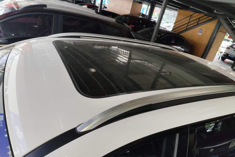 Used Haval H6 Coupe 2016 Blue Label 1.5T Automatic Two-Wheel Drive Urban Model
