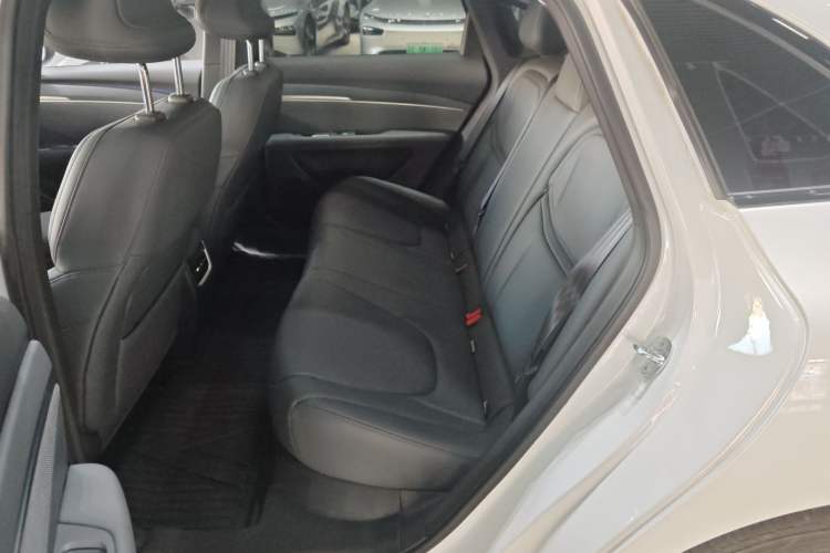 Used XPeng MONA M03 2024 620 with Ultra-Long Range
