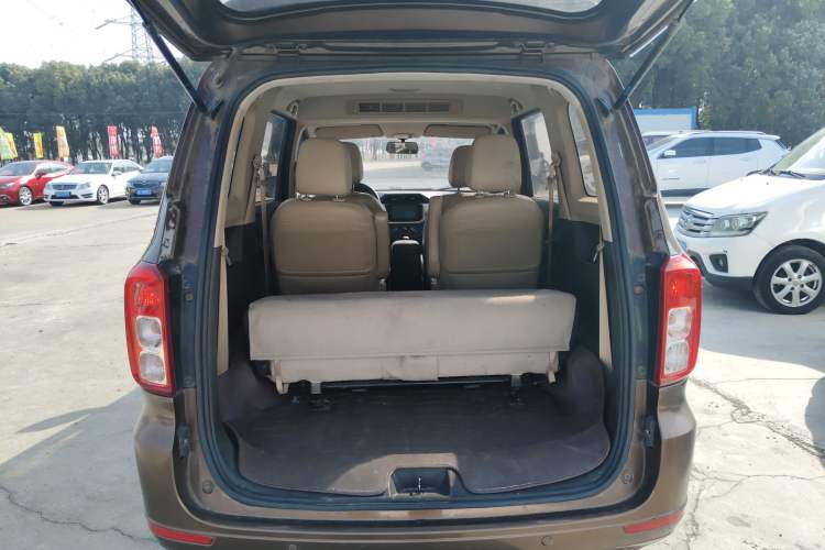 Used Wuling Hongguang 2018 1.5L S Comfort Model L2B
