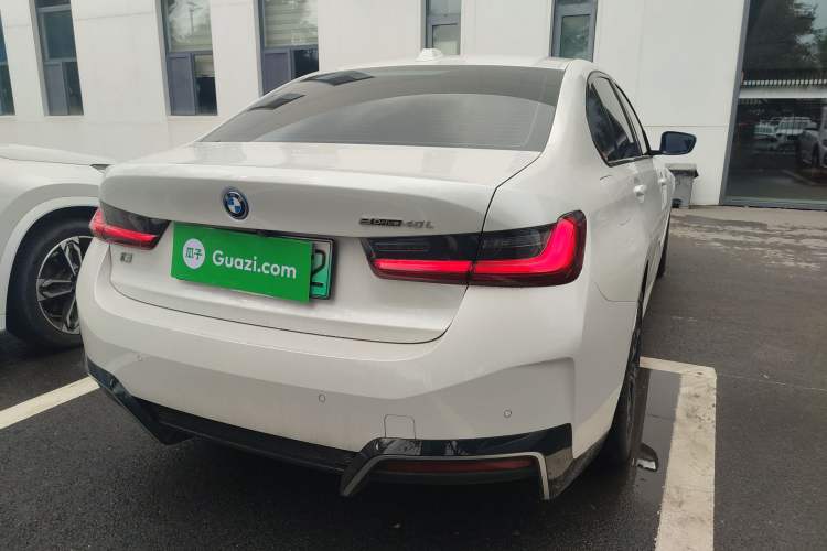 Used BMW i3 2024 eDrive 40 L Midnight Edition
