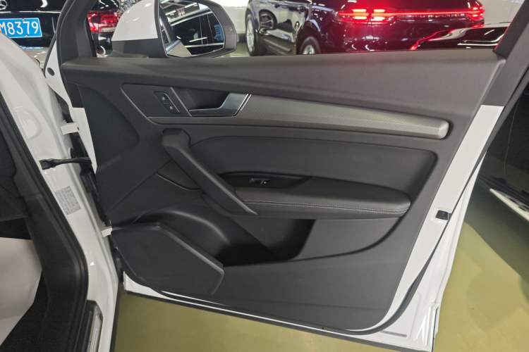 Used Audi Q5L 2022 40T Luxury Dynamic Model